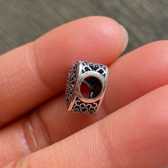 Retired Rare Pandora Filigree & Beaded Heart Charm EUC - Picture 7 of 11